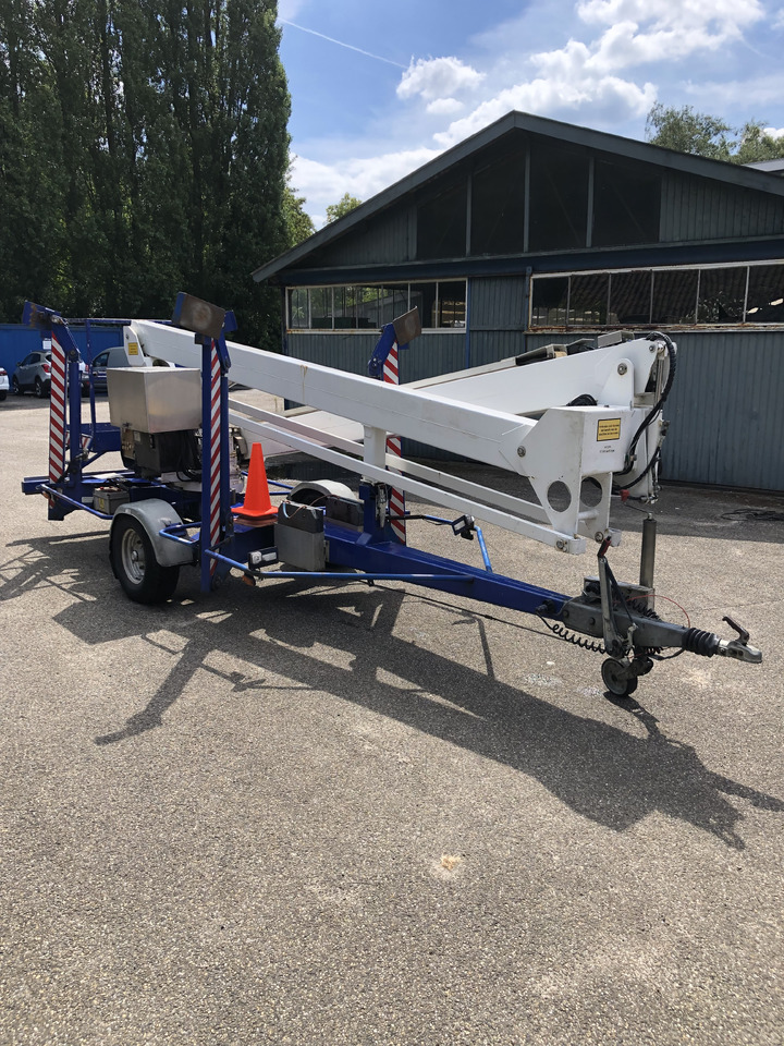 Custer R17EHS 2002 230V trailer mounted platform R17 - Radna platforma na prikolici: slika Custer R17EHS 2002 230V trailer mounted platform R17 - Radna platforma na prikolici Custer R17EHS 2002 230V trailer mounted platform R17 - Radna platforma na prikolici: slika Custer R17EHS 2002 230V trailer mounted platform R17 - Radna platforma na prikolici