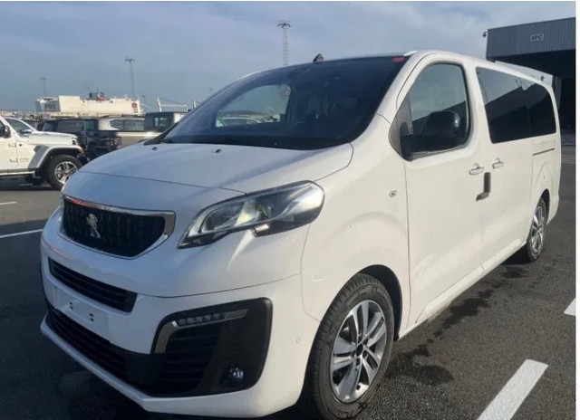 Peugeot Traveller VIP Business Lounge L3 FWD 2.0D A/T - 150hp - 8 seater - Minibus, Putnički kombi: slika Peugeot Traveller VIP Business Lounge L3 FWD 2.0D A/T - 150hp - 8 seater - Minibus, Putnički kombi Peugeot Traveller VIP Business Lounge L3 FWD 2.0D A/T - 150hp - 8 seater - Minibus, Putnički kombi: slika Peugeot Traveller VIP Business Lounge L3 FWD 2.0D A/T - 150hp - 8 seater - Minibus, Putnički kombi
