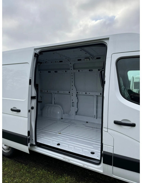 Renault Master L2H2 2.3D 140 HP - Euro 5 - NEW - 25 UNITS DIRECTLY AVAILABLE!!! - Furgon: slika Renault Master L2H2 2.3D 140 HP - Euro 5 - NEW - 25 UNITS DIRECTLY AVAILABLE!!! - Furgon Renault Master L2H2 2.3D 140 HP - Euro 5 - NEW - 25 UNITS DIRECTLY AVAILABLE!!! - Furgon: slika Renault Master L2H2 2.3D 140 HP - Euro 5 - NEW - 25 UNITS DIRECTLY AVAILABLE!!! - Furgon