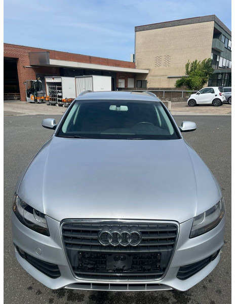Audi A4 - Automobil: slika Audi A4 - Automobil Audi A4 - Automobil: slika Audi A4 - Automobil