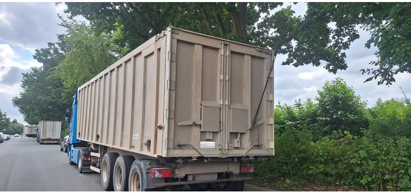 Benalu C39 50 Kubik - Kiper poluprikolica: slika Benalu C39 50 Kubik - Kiper poluprikolica Benalu C39 50 Kubik - Kiper poluprikolica: slika Benalu C39 50 Kubik - Kiper poluprikolica