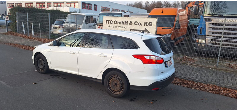 Ford Focus - Automobil: slika Ford Focus - Automobil Ford Focus - Automobil: slika Ford Focus - Automobil