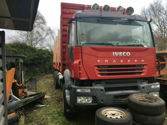Iveco AD260T450PS 6x4 Blatt Blatt (E:5) - Kamion šumar, Kamion s kranom: slika Iveco AD260T450PS 6x4 Blatt Blatt (E:5) - Kamion šumar, Kamion s kranom Iveco AD260T450PS 6x4 Blatt Blatt (E:5) - Kamion šumar, Kamion s kranom: slika Iveco AD260T450PS 6x4 Blatt Blatt (E:5) - Kamion šumar, Kamion s kranom