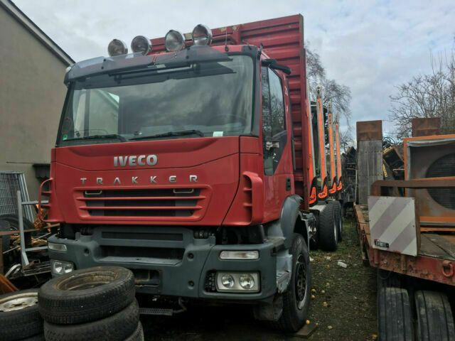Iveco AD260T450PS 6x4 Blatt Blatt (E:5) - Kamion šumar, Kamion s kranom: slika Iveco AD260T450PS 6x4 Blatt Blatt (E:5) - Kamion šumar, Kamion s kranom Iveco AD260T450PS 6x4 Blatt Blatt (E:5) - Kamion šumar, Kamion s kranom: slika Iveco AD260T450PS 6x4 Blatt Blatt (E:5) - Kamion šumar, Kamion s kranom