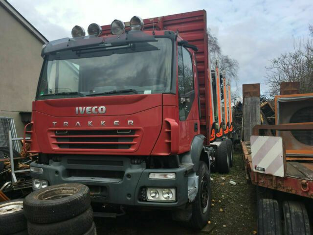 Iveco AD260T450PS 6x4 Blatt Blatt (E:5) - Kamion šumar, Kamion s kranom: slika Iveco AD260T450PS 6x4 Blatt Blatt (E:5) - Kamion šumar, Kamion s kranom Iveco AD260T450PS 6x4 Blatt Blatt (E:5) - Kamion šumar, Kamion s kranom: slika Iveco AD260T450PS 6x4 Blatt Blatt (E:5) - Kamion šumar, Kamion s kranom
