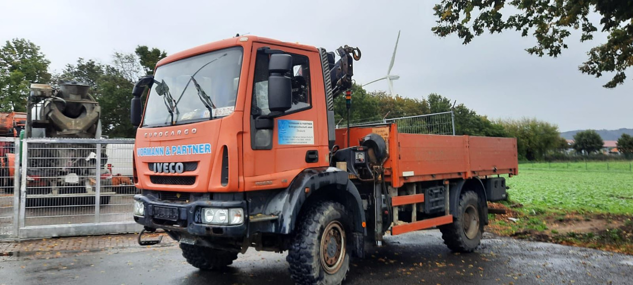 Iveco ML110-220 4x4 mit Kran+Funk - Kamion s otvorenim sandukom, Kamion s kranom: slika Iveco ML110-220 4x4 mit Kran+Funk - Kamion s otvorenim sandukom, Kamion s kranom Iveco ML110-220 4x4 mit Kran+Funk - Kamion s otvorenim sandukom, Kamion s kranom: slika Iveco ML110-220 4x4 mit Kran+Funk - Kamion s otvorenim sandukom, Kamion s kranom