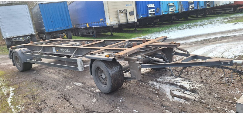 Kögel AW 18 BDF-Anhänger - Transporter kontejnera/ Prikolica s izmjenjivim sanducima: slika Kögel AW 18 BDF-Anhänger - Transporter kontejnera/ Prikolica s izmjenjivim sanducima Kögel AW 18 BDF-Anhänger - Transporter kontejnera/ Prikolica s izmjenjivim sanducima: slika Kögel AW 18 BDF-Anhänger - Transporter kontejnera/ Prikolica s izmjenjivim sanducima