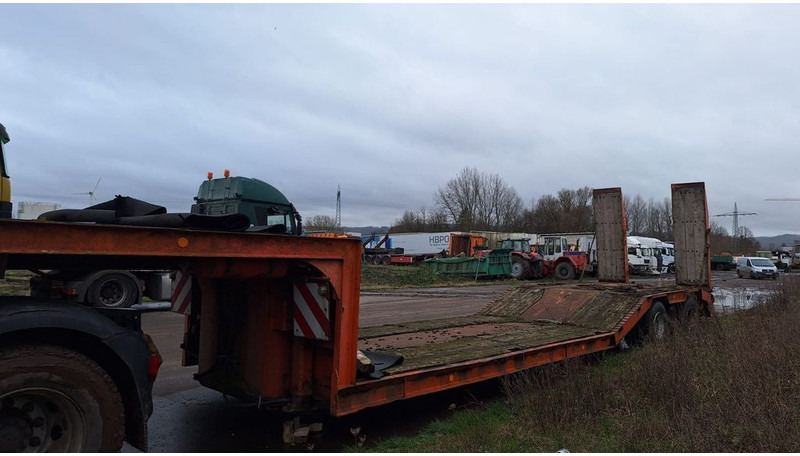 Langendorf Tieflader 2 Achser - Poluprikolica s niskim utovarivačem: slika Langendorf Tieflader 2 Achser - Poluprikolica s niskim utovarivačem Langendorf Tieflader 2 Achser - Poluprikolica s niskim utovarivačem: slika Langendorf Tieflader 2 Achser - Poluprikolica s niskim utovarivačem