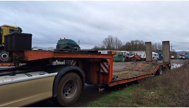 Langendorf Tieflader 2 Achser - Poluprikolica s niskim utovarivačem: slika Langendorf Tieflader 2 Achser - Poluprikolica s niskim utovarivačem Langendorf Tieflader 2 Achser - Poluprikolica s niskim utovarivačem: slika Langendorf Tieflader 2 Achser - Poluprikolica s niskim utovarivačem