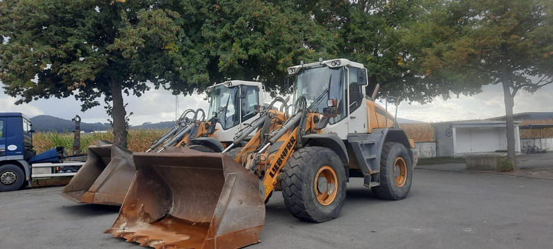 Liebherr L542 1-Hand Reifen:50% Deuschema - Utovarivač na kotačima: slika Liebherr L542 1-Hand Reifen:50% Deuschema - Utovarivač na kotačima Liebherr L542 1-Hand Reifen:50% Deuschema - Utovarivač na kotačima: slika Liebherr L542 1-Hand Reifen:50% Deuschema - Utovarivač na kotačima