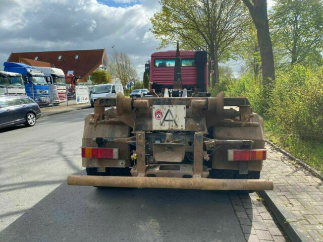 MAN 26.372K 6x4 Abrollkipper AHK Blatt/Blatt - Kamion s kukastom dizalicom: slika MAN 26.372K 6x4 Abrollkipper AHK Blatt/Blatt - Kamion s kukastom dizalicom MAN 26.372K 6x4 Abrollkipper AHK Blatt/Blatt - Kamion s kukastom dizalicom: slika MAN 26.372K 6x4 Abrollkipper AHK Blatt/Blatt - Kamion s kukastom dizalicom