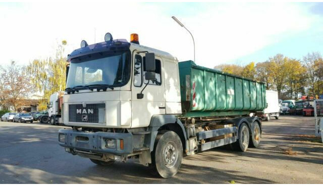 MAN 27.403MAN 6x4 Abroller/Kipper Mulde - Kiper: slika MAN 27.403MAN 6x4 Abroller/Kipper Mulde - Kiper MAN 27.403MAN 6x4 Abroller/Kipper Mulde - Kiper: slika MAN 27.403MAN 6x4 Abroller/Kipper Mulde - Kiper