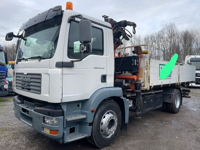MAN TGM 18.240PS 4x2 3.S-Kipper mit Kran - Kiper, Kamion s kranom: slika MAN TGM 18.240PS 4x2 3.S-Kipper mit Kran - Kiper, Kamion s kranom MAN TGM 18.240PS 4x2 3.S-Kipper mit Kran - Kiper, Kamion s kranom: slika MAN TGM 18.240PS 4x2 3.S-Kipper mit Kran - Kiper, Kamion s kranom