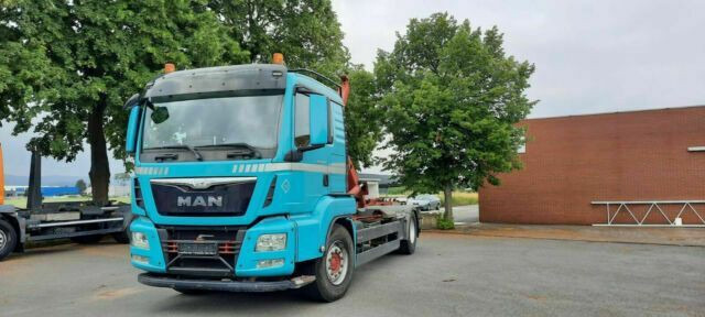 MAN TGS 18.440 Abroller mit Funk +Kran vor - Kamion s kukastom dizalicom, Kamion s kranom: slika MAN TGS 18.440 Abroller mit Funk +Kran vor - Kamion s kukastom dizalicom, Kamion s kranom MAN TGS 18.440 Abroller mit Funk +Kran vor - Kamion s kukastom dizalicom, Kamion s kranom: slika MAN TGS 18.440 Abroller mit Funk +Kran vor - Kamion s kukastom dizalicom, Kamion s kranom
