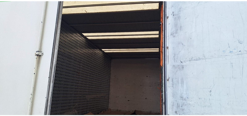 Mercedes-Benz 1222 Atego Koffer mit LBW Klima - Kamion sandučar: slika Mercedes-Benz 1222 Atego Koffer mit LBW Klima - Kamion sandučar Mercedes-Benz 1222 Atego Koffer mit LBW Klima - Kamion sandučar: slika Mercedes-Benz 1222 Atego Koffer mit LBW Klima - Kamion sandučar