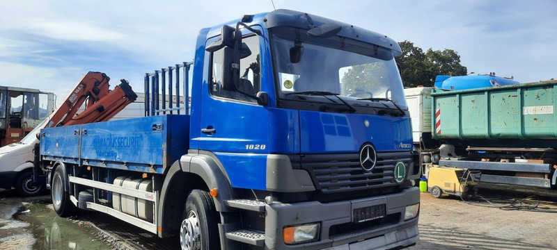 Mercedes-Benz 1828 Pritsche+Glastransport - Kamion s otvorenim sandukom, Kamion s kranom: slika Mercedes-Benz 1828 Pritsche+Glastransport - Kamion s otvorenim sandukom, Kamion s kranom Mercedes-Benz 1828 Pritsche+Glastransport - Kamion s otvorenim sandukom, Kamion s kranom: slika Mercedes-Benz 1828 Pritsche+Glastransport - Kamion s otvorenim sandukom, Kamion s kranom