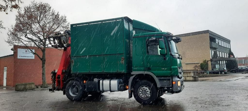 Mercedes-Benz 1841K 4x2 Actros Kipper mit Kran+Greifer - Kiper, Kamion s kranom: slika Mercedes-Benz 1841K 4x2 Actros Kipper mit Kran+Greifer - Kiper, Kamion s kranom Mercedes-Benz 1841K 4x2 Actros Kipper mit Kran+Greifer - Kiper, Kamion s kranom: slika Mercedes-Benz 1841K 4x2 Actros Kipper mit Kran+Greifer - Kiper, Kamion s kranom