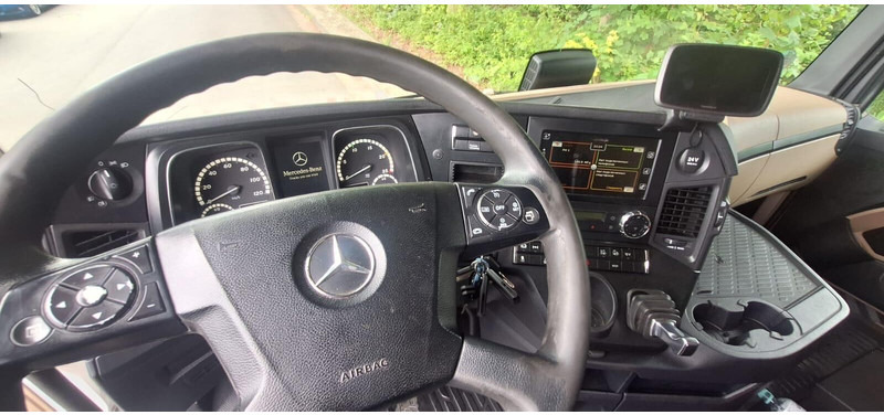 Mercedes-Benz 1845 Jumbo - Kamion s ceradom: slika Mercedes-Benz 1845 Jumbo - Kamion s ceradom Mercedes-Benz 1845 Jumbo - Kamion s ceradom: slika Mercedes-Benz 1845 Jumbo - Kamion s ceradom