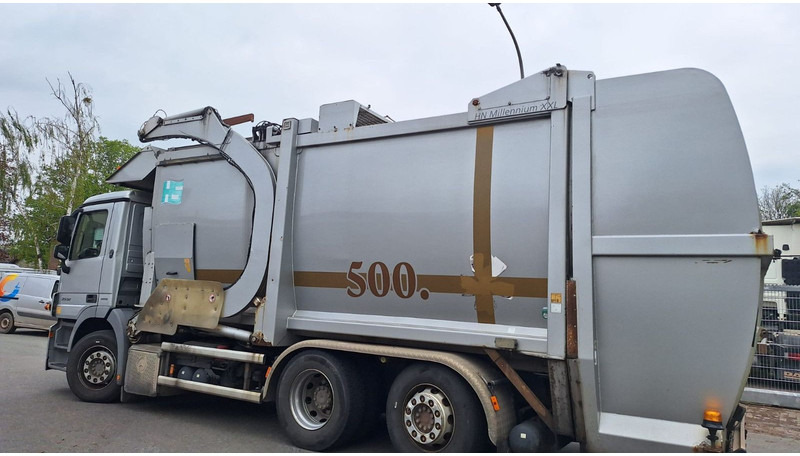 Mercedes-Benz 2532 Actros Überkopflader - Kamion za odvoz smeća: slika Mercedes-Benz 2532 Actros Überkopflader - Kamion za odvoz smeća Mercedes-Benz 2532 Actros Überkopflader - Kamion za odvoz smeća: slika Mercedes-Benz 2532 Actros Überkopflader - Kamion za odvoz smeća