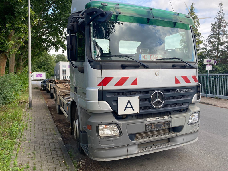 Mercedes-Benz 2641K 6x2 Abroller Klima - Kamion s kukastom dizalicom: slika Mercedes-Benz 2641K 6x2 Abroller Klima - Kamion s kukastom dizalicom Mercedes-Benz 2641K 6x2 Abroller Klima - Kamion s kukastom dizalicom: slika Mercedes-Benz 2641K 6x2 Abroller Klima - Kamion s kukastom dizalicom