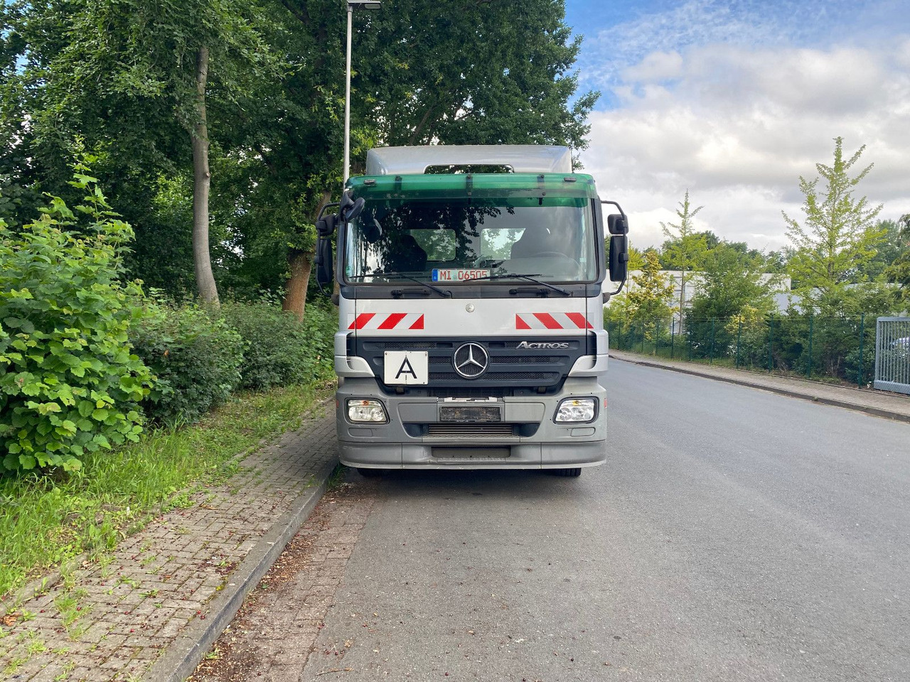 Mercedes-Benz 2641K 6x2 Abroller Klima - Kamion s kukastom dizalicom: slika Mercedes-Benz 2641K 6x2 Abroller Klima - Kamion s kukastom dizalicom Mercedes-Benz 2641K 6x2 Abroller Klima - Kamion s kukastom dizalicom: slika Mercedes-Benz 2641K 6x2 Abroller Klima - Kamion s kukastom dizalicom