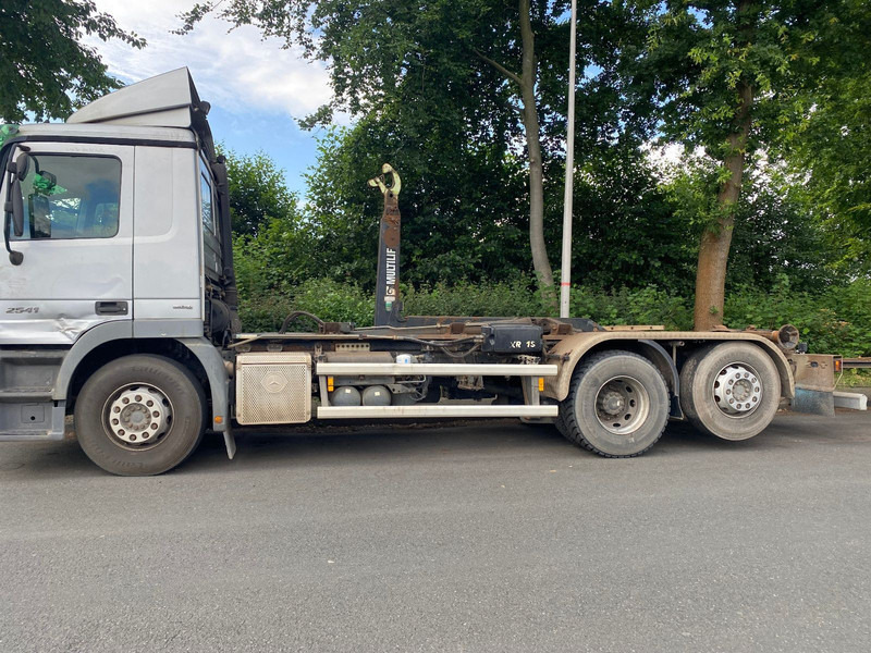 Mercedes-Benz 2641K 6x2 Abroller Klima - Kamion s kukastom dizalicom: slika Mercedes-Benz 2641K 6x2 Abroller Klima - Kamion s kukastom dizalicom Mercedes-Benz 2641K 6x2 Abroller Klima - Kamion s kukastom dizalicom: slika Mercedes-Benz 2641K 6x2 Abroller Klima - Kamion s kukastom dizalicom