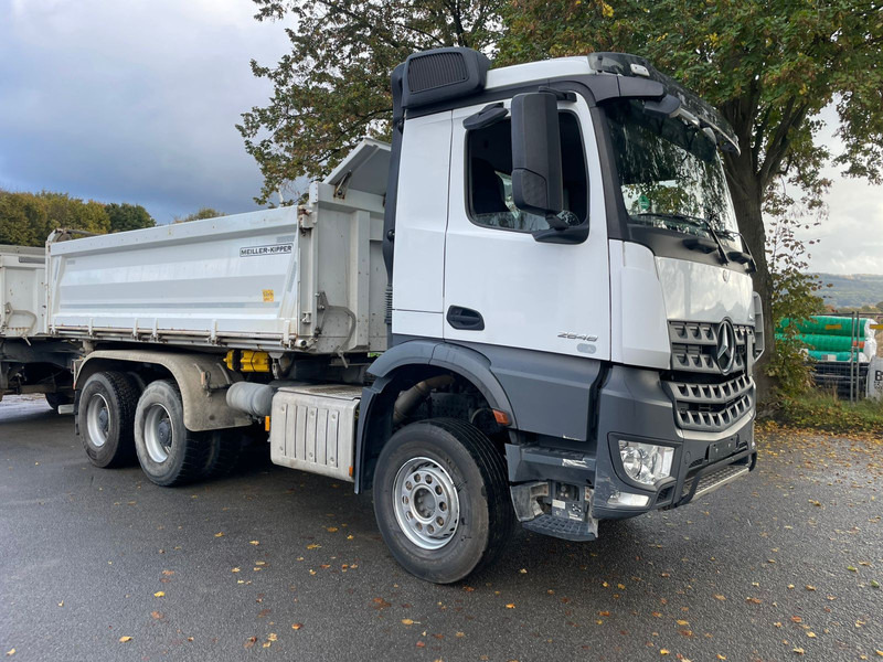 Mercedes-Benz 2648 3348 - Kiper: slika Mercedes-Benz 2648 3348 - Kiper Mercedes-Benz 2648 3348 - Kiper: slika Mercedes-Benz 2648 3348 - Kiper