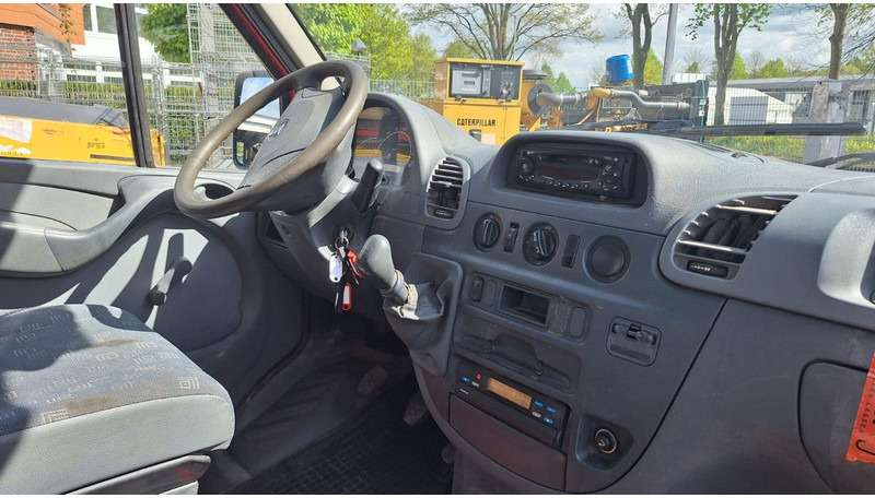 Mercedes-Benz 300-serie 313 Pritsche Doppelkabine - Dostavno vozilo s ravnom platformom, Dostavno vozilo s dvostrukom kabinom: slika Mercedes-Benz 300-serie 313 Pritsche Doppelkabine - Dostavno vozilo s ravnom platformom, Dostavno vozilo s dvostrukom kabinom Mercedes-Benz 300-serie 313 Pritsche Doppelkabine - Dostavno vozilo s ravnom platformom, Dostavno vozilo s dvostrukom kabinom: slika Mercedes-Benz 300-serie 313 Pritsche Doppelkabine - Dostavno vozilo s ravnom platformom, Dostavno vozilo s dvostrukom kabinom