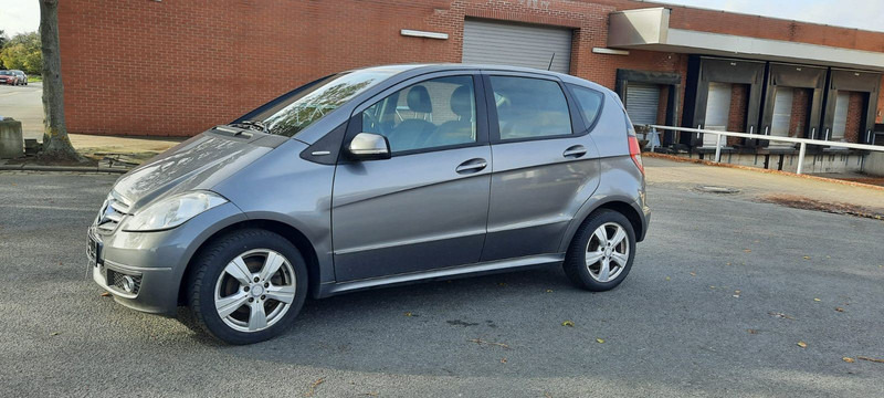 Mercedes-Benz A-Klasse 180 A 180 CDI AVANTGARDE - Automobil: slika Mercedes-Benz A-Klasse 180 A 180 CDI AVANTGARDE - Automobil Mercedes-Benz A-Klasse 180 A 180 CDI AVANTGARDE - Automobil: slika Mercedes-Benz A-Klasse 180 A 180 CDI AVANTGARDE - Automobil