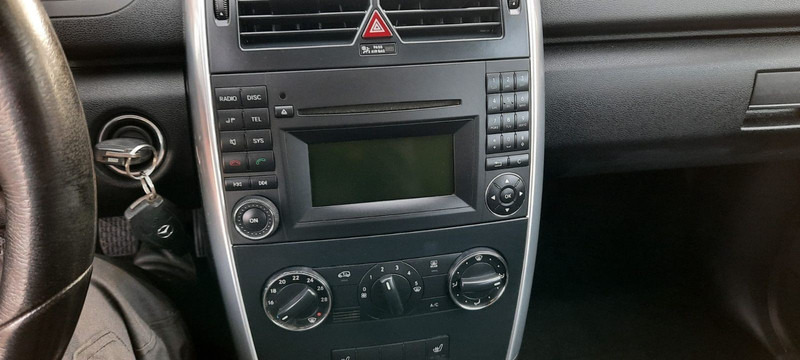 Mercedes-Benz A-Klasse 180 A 180 CDI AVANTGARDE - Automobil: slika Mercedes-Benz A-Klasse 180 A 180 CDI AVANTGARDE - Automobil Mercedes-Benz A-Klasse 180 A 180 CDI AVANTGARDE - Automobil: slika Mercedes-Benz A-Klasse 180 A 180 CDI AVANTGARDE - Automobil