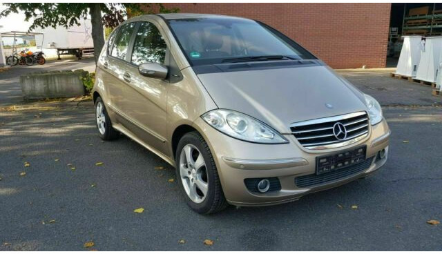 Mercedes-Benz A-Klasse 200 CDI - Hatchback: slika Mercedes-Benz A-Klasse 200 CDI - Hatchback Mercedes-Benz A-Klasse 200 CDI - Hatchback: slika Mercedes-Benz A-Klasse 200 CDI - Hatchback