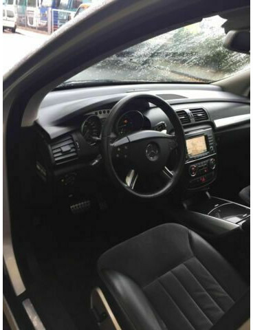 Mercedes-Benz R-Klasse 320 CDI L 4Matic 7G-TRONIC DPF AMG-Paket - Hatchback: slika Mercedes-Benz R-Klasse 320 CDI L 4Matic 7G-TRONIC DPF AMG-Paket - Hatchback Mercedes-Benz R-Klasse 320 CDI L 4Matic 7G-TRONIC DPF AMG-Paket - Hatchback: slika Mercedes-Benz R-Klasse 320 CDI L 4Matic 7G-TRONIC DPF AMG-Paket - Hatchback