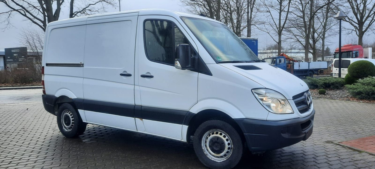 Mercedes-Benz Sprinter 316 Kastenwagen - Mali kombi: slika Mercedes-Benz Sprinter 316 Kastenwagen - Mali kombi Mercedes-Benz Sprinter 316 Kastenwagen - Mali kombi: slika Mercedes-Benz Sprinter 316 Kastenwagen - Mali kombi