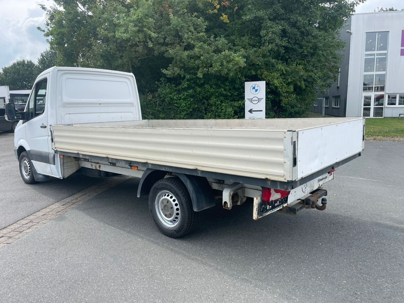 Dostavno vozilo s ravnom platformom Mercedes-Benz Sprinter 316: slika Dostavno vozilo s ravnom platformom Mercedes-Benz Sprinter 316