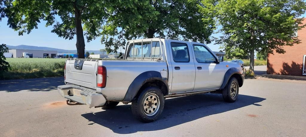 Nissan PickUp Doka - SUV: slika Nissan PickUp Doka - SUV Nissan PickUp Doka - SUV: slika Nissan PickUp Doka - SUV
