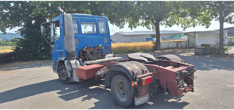 Iveco ML80E21 - Tegljač: slika Iveco ML80E21 - Tegljač Iveco ML80E21 - Tegljač: slika Iveco ML80E21 - Tegljač