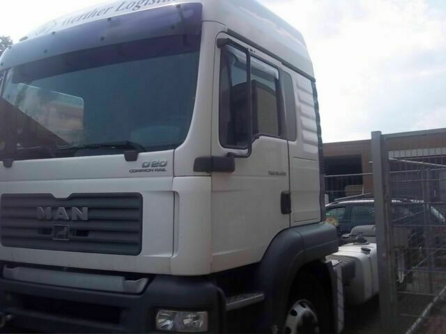 MAN 18.390 SZM G.Haus Klima ZF-Schalter - Tegljač: slika MAN 18.390 SZM G.Haus Klima ZF-Schalter - Tegljač MAN 18.390 SZM G.Haus Klima ZF-Schalter - Tegljač: slika MAN 18.390 SZM G.Haus Klima ZF-Schalter - Tegljač