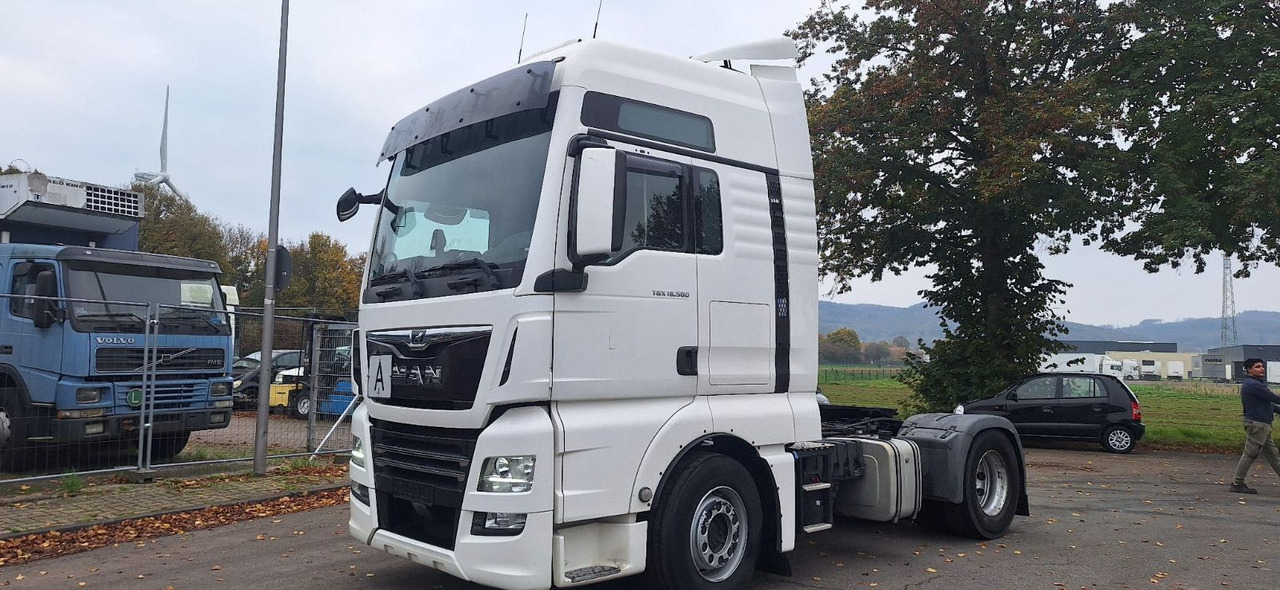 MAN 18.500 TGX SZM XXL - Tegljač: slika MAN 18.500 TGX SZM XXL - Tegljač MAN 18.500 TGX SZM XXL - Tegljač: slika MAN 18.500 TGX SZM XXL - Tegljač