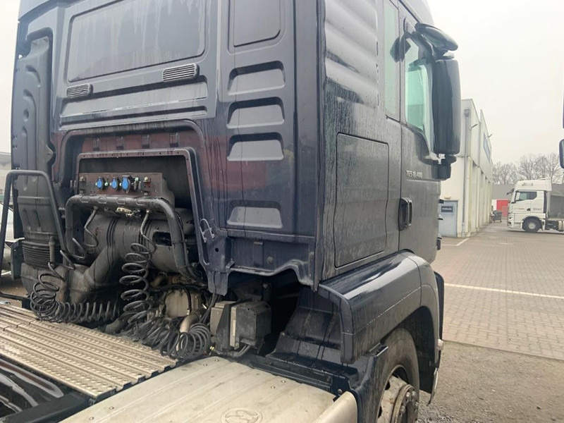 MAN TG-S 18.400PS 4x2 BLS - Tegljač: slika MAN TG-S 18.400PS 4x2 BLS - Tegljač MAN TG-S 18.400PS 4x2 BLS - Tegljač: slika MAN TG-S 18.400PS 4x2 BLS - Tegljač