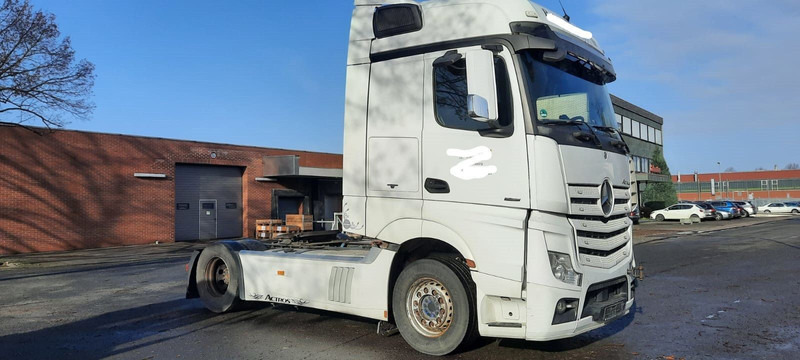 Mercedes-Benz 1845 Actros MP 4 - Tegljač: slika Mercedes-Benz 1845 Actros MP 4 - Tegljač Mercedes-Benz 1845 Actros MP 4 - Tegljač: slika Mercedes-Benz 1845 Actros MP 4 - Tegljač