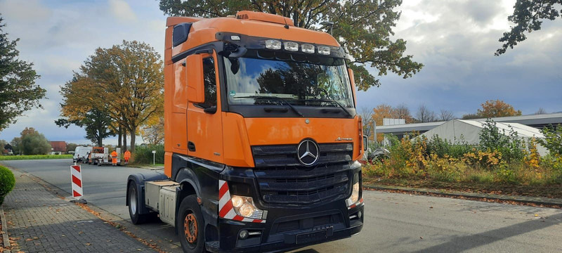 Mercedes-Benz Actros 1851LS 4x2 SZM 1-Hand Deu.LKW - Tegljač: slika Mercedes-Benz Actros 1851LS 4x2 SZM 1-Hand Deu.LKW - Tegljač Mercedes-Benz Actros 1851LS 4x2 SZM 1-Hand Deu.LKW - Tegljač: slika Mercedes-Benz Actros 1851LS 4x2 SZM 1-Hand Deu.LKW - Tegljač