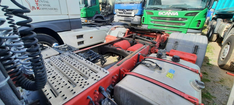Scania P360 SZM - Tegljač: slika Scania P360 SZM - Tegljač Scania P360 SZM - Tegljač: slika Scania P360 SZM - Tegljač