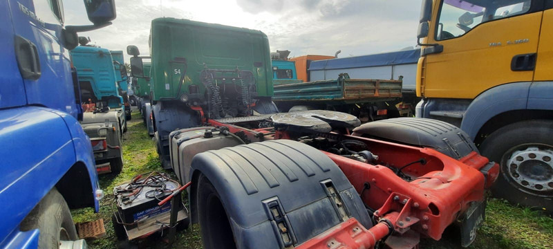 Scania P360 SZM - Tegljač: slika Scania P360 SZM - Tegljač Scania P360 SZM - Tegljač: slika Scania P360 SZM - Tegljač