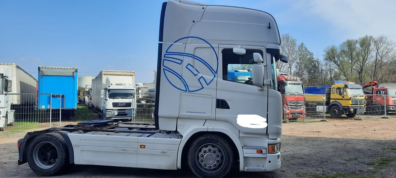Scania R450 - Tegljač: slika Scania R450 - Tegljač Scania R450 - Tegljač: slika Scania R450 - Tegljač