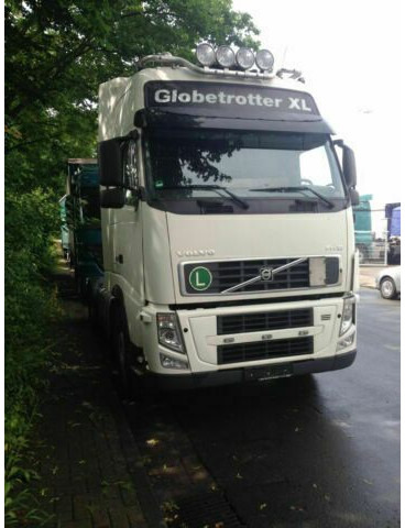 Volvo FH 440 G.Haus-Hochdach Euro:4 German Truck - Tegljač: slika Volvo FH 440 G.Haus-Hochdach Euro:4 German Truck - Tegljač Volvo FH 440 G.Haus-Hochdach Euro:4 German Truck - Tegljač: slika Volvo FH 440 G.Haus-Hochdach Euro:4 German Truck - Tegljač