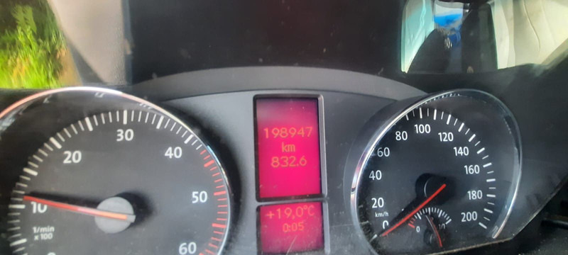 Zakup Volkswagen Crafter TDI Lang/Klima 3-Sitzer Volkswagen Crafter TDI Lang/Klima 3-Sitzer: slika Zakup Volkswagen Crafter TDI Lang/Klima 3-Sitzer Volkswagen Crafter TDI Lang/Klima 3-Sitzer