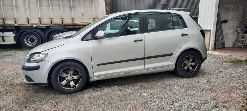 Volkswagen Golf Plus 1.9 TDI DSG DPF Comfortline - Hatchback: slika Volkswagen Golf Plus 1.9 TDI DSG DPF Comfortline - Hatchback Volkswagen Golf Plus 1.9 TDI DSG DPF Comfortline - Hatchback: slika Volkswagen Golf Plus 1.9 TDI DSG DPF Comfortline - Hatchback