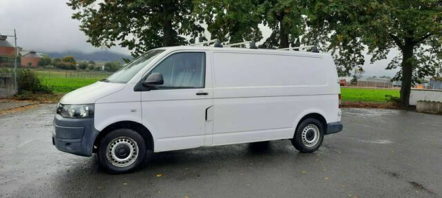 Volkswagen T5 TDI Kastenwagen Lang - Mali kombi: slika Volkswagen T5 TDI Kastenwagen Lang - Mali kombi Volkswagen T5 TDI Kastenwagen Lang - Mali kombi: slika Volkswagen T5 TDI Kastenwagen Lang - Mali kombi
