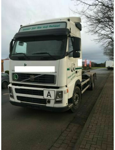 Volvo FH12-420 G.Haus 2xBett Klima Schaltgetriebe Reta - Kamion s kukastom dizalicom: slika Volvo FH12-420 G.Haus 2xBett Klima Schaltgetriebe Reta - Kamion s kukastom dizalicom Volvo FH12-420 G.Haus 2xBett Klima Schaltgetriebe Reta - Kamion s kukastom dizalicom: slika Volvo FH12-420 G.Haus 2xBett Klima Schaltgetriebe Reta - Kamion s kukastom dizalicom