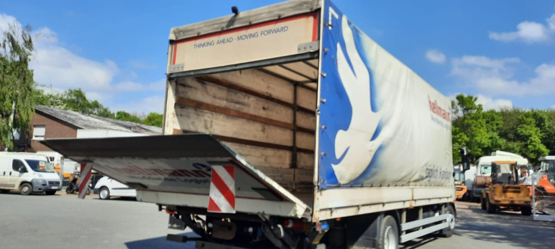 Volvo FL 6-250PS Plane Spriegel LBW Klima - Kamion s ceradom: slika Volvo FL 6-250PS Plane Spriegel LBW Klima - Kamion s ceradom Volvo FL 6-250PS Plane Spriegel LBW Klima - Kamion s ceradom: slika Volvo FL 6-250PS Plane Spriegel LBW Klima - Kamion s ceradom